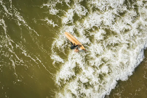 Widok Lotu Ptaka Plażę Fale Morskie Piasek Plaży Wybrzeża Bałtyku — Zdjęcie stockowe