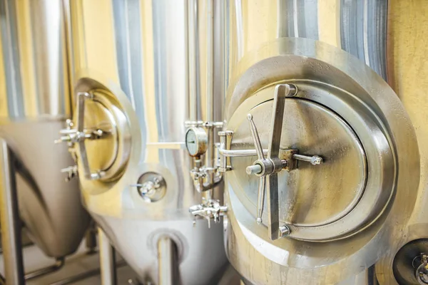 Sprzęt Warzenia Piwa Browarze Produkcja Napojów Alkoholowych — Zdjęcie stockowe