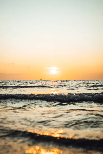 Tarde Junto Mar Hermosa Puesta Sol — Foto de Stock