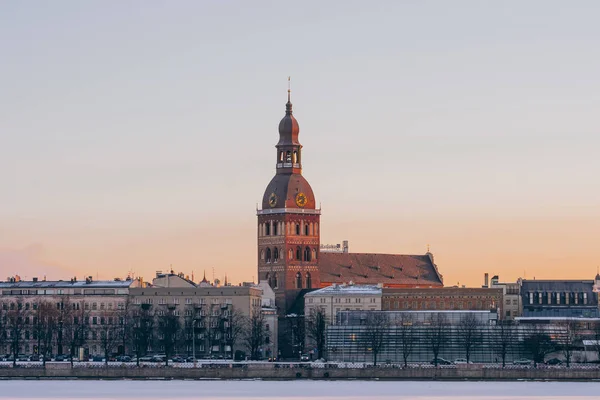 Panoramiczny Widok Miasto Słoneczny Dzień Ryga Łotwa — Zdjęcie stockowe