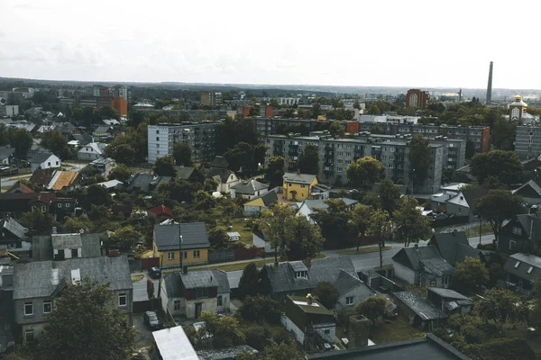 Stadtviertel Gebäude Kleinstädten Straßen Mit Verkehr Daugavpils Lettland — Stockfoto