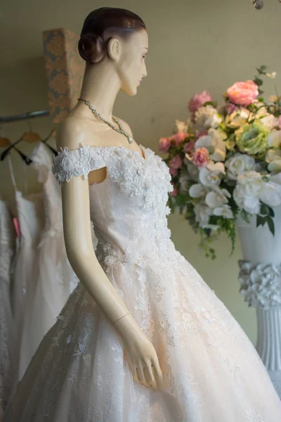 Beautiful Wedding Dresses Mannequins — Stock Photo, Image