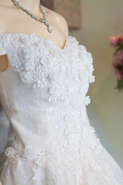 Belos Vestidos Casamento Manequim — Fotografia de Stock