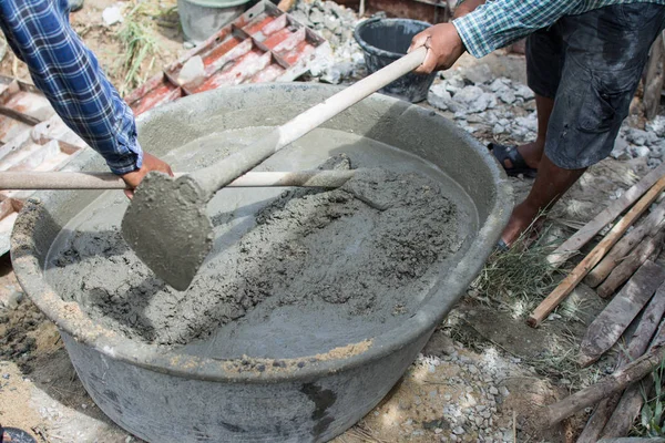 Mezclar Cemento Salver Para Aplicar Construcción —  Fotos de Stock