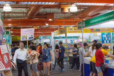 Bangkok - 28 Ekim 2018: Tanımlanamayan ziyaretçi defterinde adil 28 Ekim 2018 Bangkok, Tayland