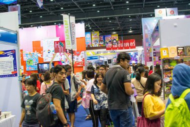 Bangkok - 28 Ekim 2018: Tanımlanamayan ziyaretçi defterinde adil 28 Ekim 2018 Bangkok, Tayland