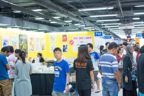 Bangkok October 2018 Unidentified Visitors Book Fair October 2018 Bangkok — Stock Photo, Image