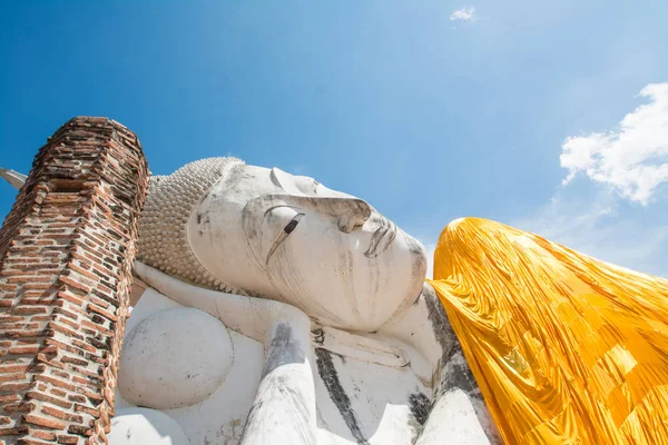 Sleeping Buddha (Wat Khun Inthapramun) Ang Thong provins, thailändska — Stockfoto