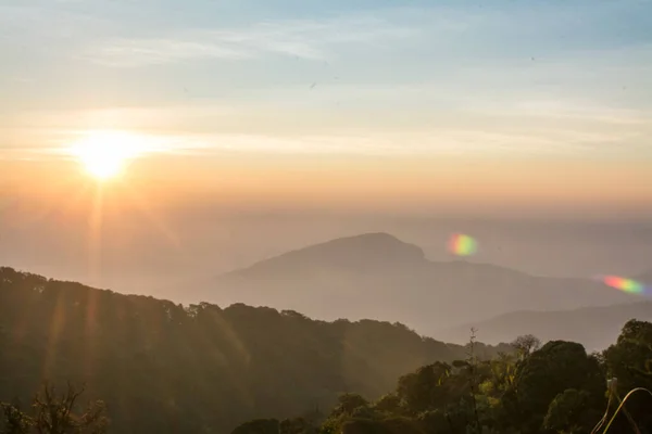 Wschód Słońca Mgłą Chmurą Kew Mae Pan Doi Inthanon National — Zdjęcie stockowe