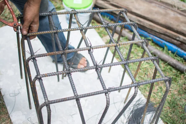 Trabajadores Construcción Corbata Acero —  Fotos de Stock