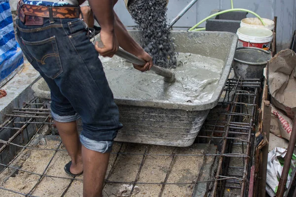 Mezclar Cemento Salver Para Aplicar Construcción —  Fotos de Stock