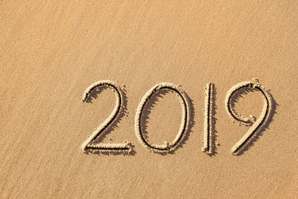 2019 Year Written Beach Sand — Stock Photo, Image