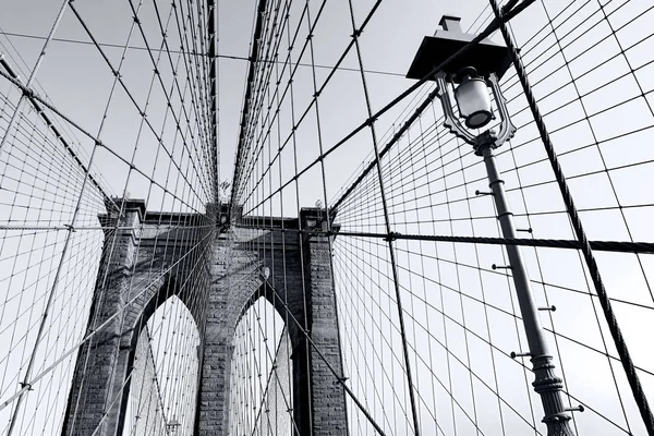 Fragment Van Brooklyn Bridge New York — Stockfoto