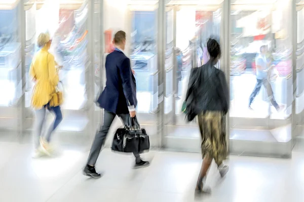 Group of people in the lobby business center — Stock Photo, Image