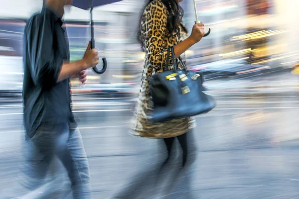 Business People Walking Street Medical Masks Rainy Day Motion Blur — Stock Photo, Image