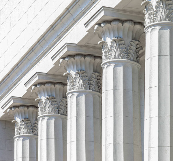 столбец как часть архитектуры и символ поддержки