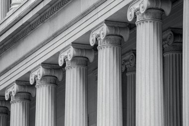 Mimarinin bir parçası ve bir destek sembolü olarak sütun