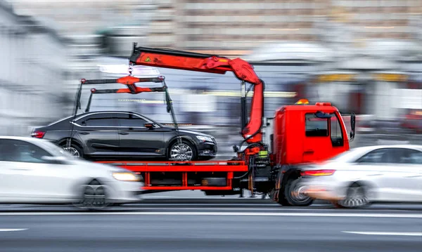 Police Department Tow Truck Delivers Damaged Vehicle — Stock Photo, Image