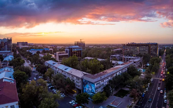 Vista Panorámica Ciudad Moderna Kazajstán Atardecer —  Fotos de Stock