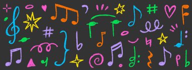 Müzik notası karalama vektörü seti. El çizimi tebeşirli pastel müzik notası, melodi sembolü şekli, çocuk çıkartması taslak tarzı. Şirin retro pastel kalem renkli ses dekorasyonu elementi. Vektör illüstrasyonu