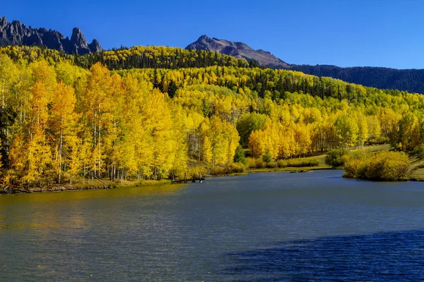 Colore autunno a San Juan e Montagne Rocciose del Colorado — Foto Stock