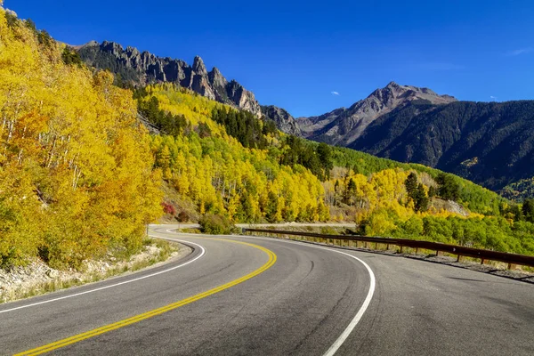 Jesienny kolor w San Juan i Rocky Mountains w Kolorado — Zdjęcie stockowe