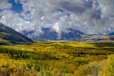 San Juan ve Colorado Rocky Dağları Sonbahar Rengi 