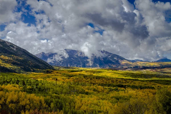 科罗拉多州圣胡安和落基山脉的秋色 — 图库照片