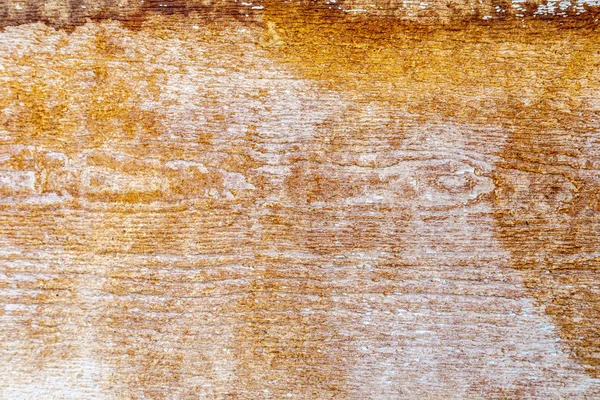 Närbild av vittrade trä med rostfläckar — Stockfoto