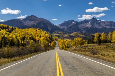 Sonbahar günü Telluride Colorado yakınlarında San Juan Olay Yeri İnceleme