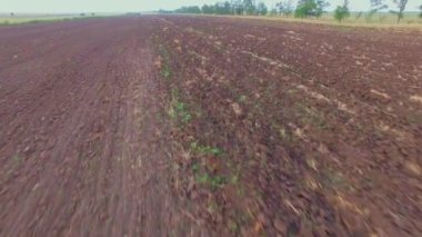 Havadan görünümü. Ekim için tarım alanı hazır pulluk