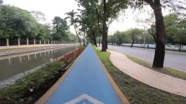 自行车车道在城市体育 — 图库视频影像