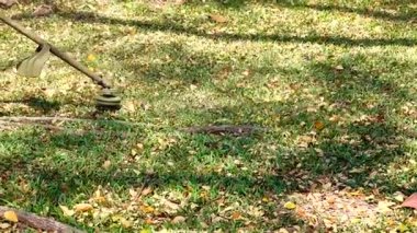 Hd 1080 p yavaş süper çim biçme makinesi çim biçme bırakır