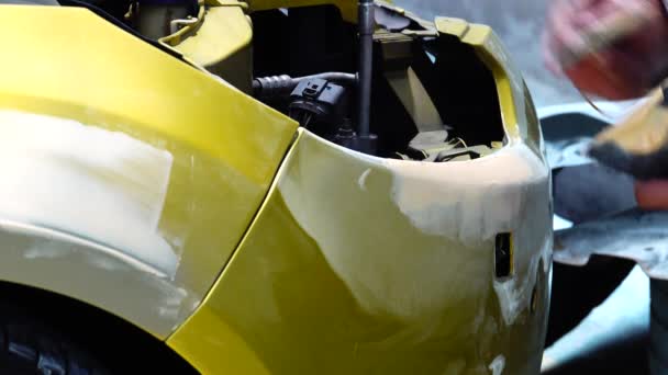 Garážová Automobilová Automobilová Autoopravna Aut Nehodě Během Stříkání Automobilů — Stock video