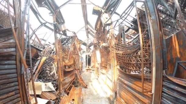 4K Après l'incendie Chatuchak week-end marché fer rushRusted marché de l'assurance accident maille d'acier 