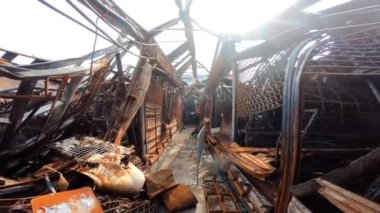 Hd 1080p yangın chatuchak hafta sonu pazar demir rushrusted çelik örgü kaza sigorta iş pazarı sonra