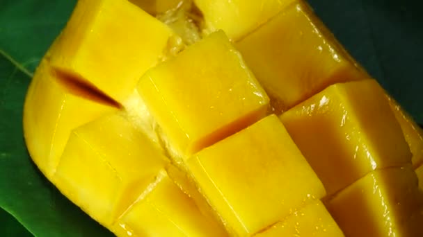 Fresh Sliced Mango Squared Macro Γυρίσματα — Αρχείο Βίντεο