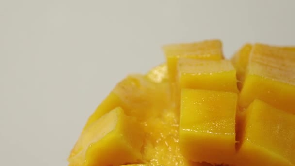 Słodkie Tajskie Mango Obrót Kostki Rip Mango Plasterki Pocięte — Wideo stockowe