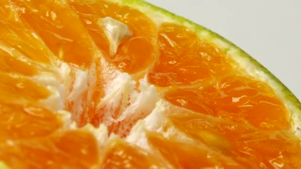 Marco Skott Apelsinfrukt Och Rotera Närbild Kött Citrus Orange Naturbakgrund — Stockvideo