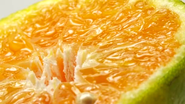 Marco Lövés Narancs Gyümölcs Forgás Közelkép Hús Citrus Narancs Természetvédelmi — Stock videók