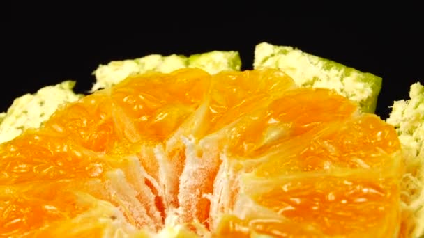 Marco Skott Apelsinfrukt Och Rotera Närbild Kött Citrus Orange Naturbakgrund — Stockvideo