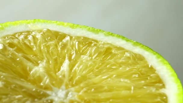 Makró Lövés Narancs Gyümölcs Forgás Close Friss Citrus Narancs Gránit — Stock videók