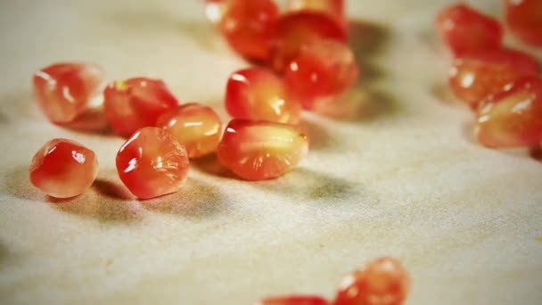 Super Slow Motion Shot Fresh Pomegranate Seeds Water Side Collision — Stock Video
