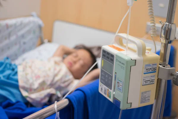 Los Niños Admiten Hospital —  Fotos de Stock