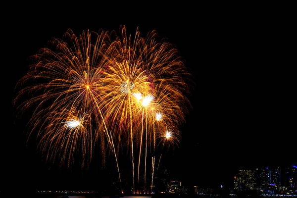Schöne Bunte Feuerwerk Meeresstrand Erstaunliche Urlaub Feuerwerk Party Oder Jede — Stockfoto