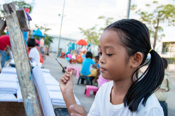 Chaiyaphum Tailandia Julio 2019 Niños Pintando Arte Actividad Aire Libre — Foto de Stock