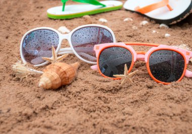 Kum plajda yaz plaj deniz aksesuarları, Yaz arka plan Tatil tatil seyahat konsepti