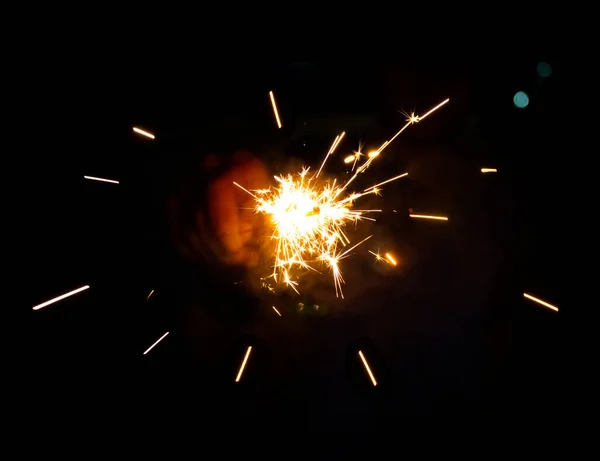 Beleuchtung Und Glitzerndes Licht Mit Einem Fröhlichen Kind Spaß Bei — Stockfoto