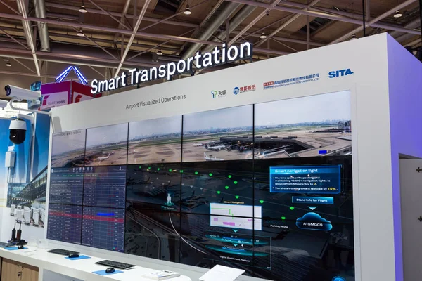 Hannover Alemanha Junho 2018 Apresentação Transporte Inteligente Estande Huawai Cebit — Fotografia de Stock