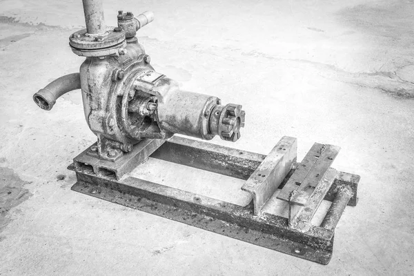 Industrial Water Pump Concrete Heavy Duty Water Pump Industry Old — Stock Photo, Image